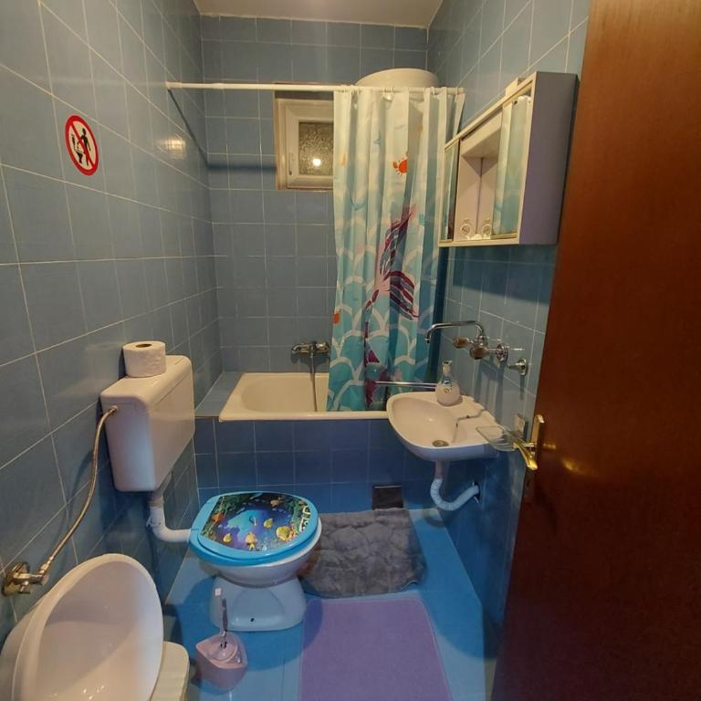 Barcelona Apartments - Studio - 10