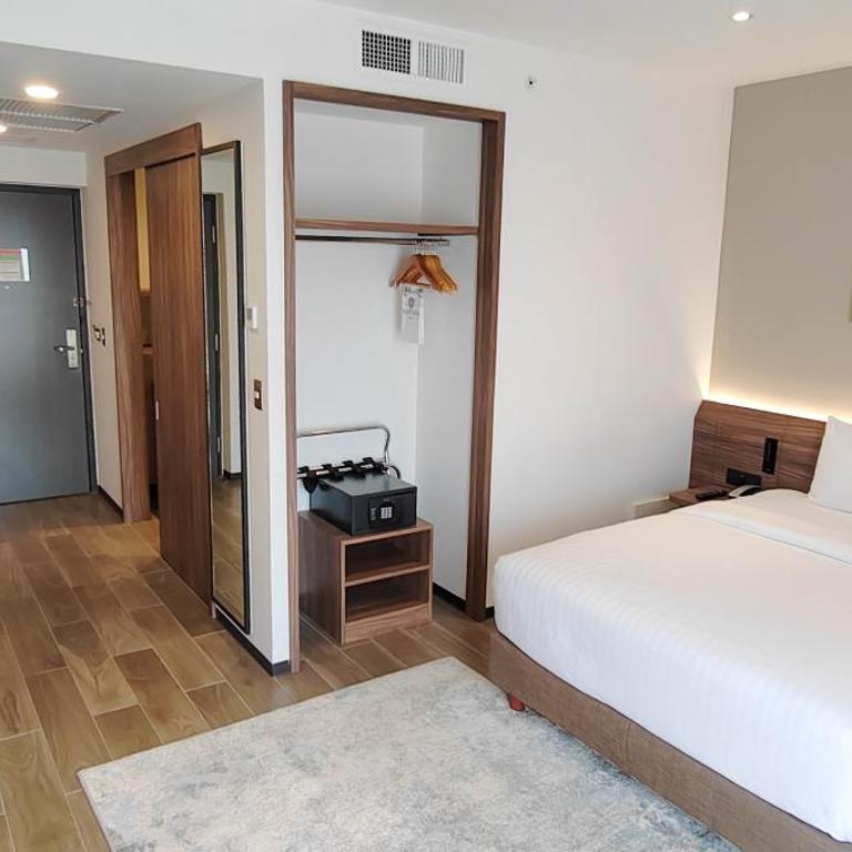 FUJITAYA Querétaro - Deluxe Triple Room - 5
