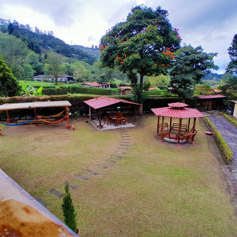 Casa Campo Valle De Cocora - Casa Unifamiliar de 3 dormitorios - 50