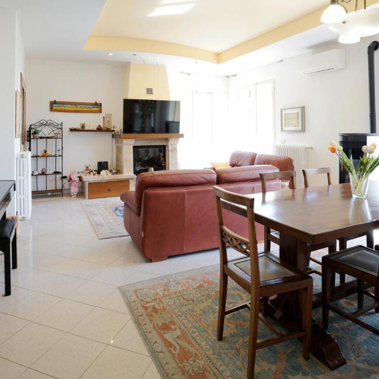 Civico 176 - Casa Vacanze con 2 Camere da Letto - 4