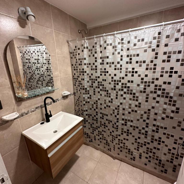 Apartamento Céntrico para 4 personas con Patio - Apartamento de 1 dormitorio - 25