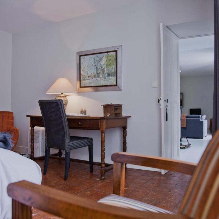 Gîte de Charme au Cœur de Blois avec Jardin Privé, Garage et Équipements Modernes - FR-1-491-425 - Maison de Vacances - 11