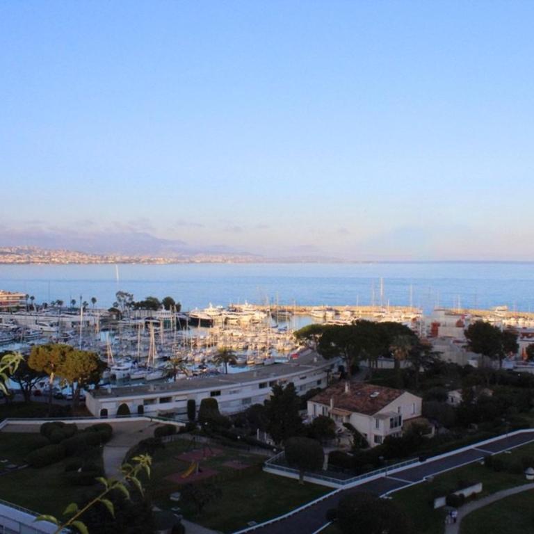 Splendide T2 avec terrasse et garage, à 3 min de la plage, 4 couchages - FR-1-252A-120 - Apartment - 8