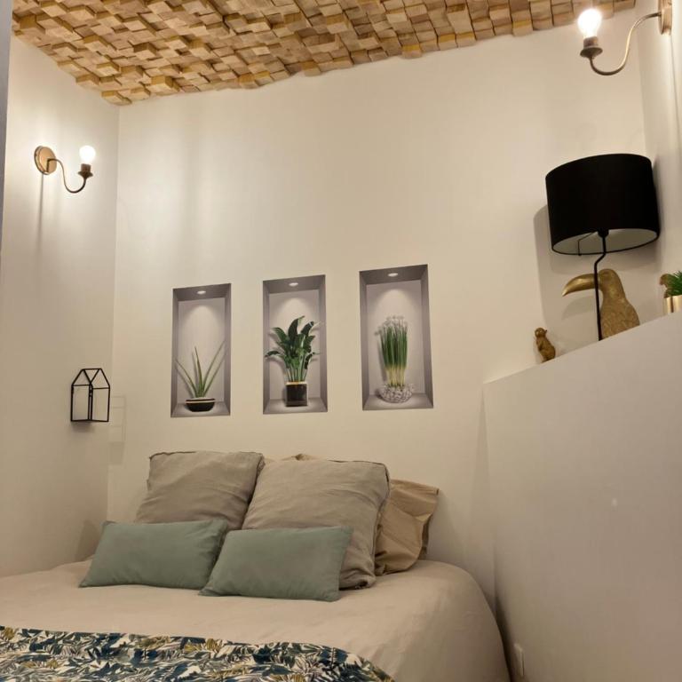 Appartement secret , Cathédrale Saint Benigne Au calme - Appartement 1 Chambre - 15