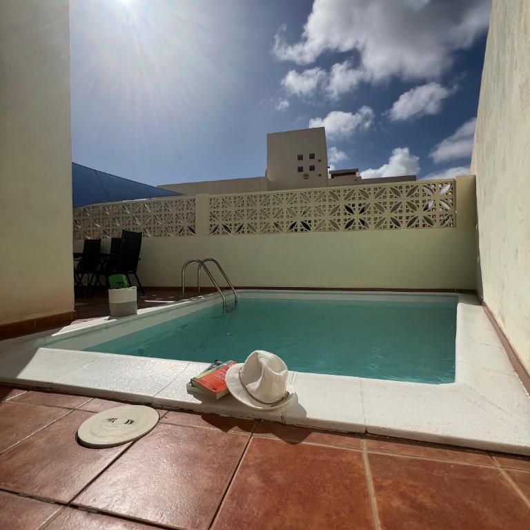 Olympia House Lovely, Close to Town and Beaches with Private Pool & Fast WiFi - Villa - 7