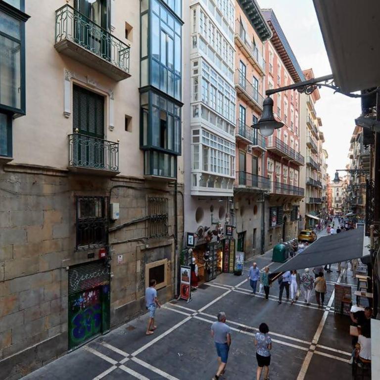 ¡Precioso apartamento en la calle Estafeta! - One-Bedroom Apartment - 19