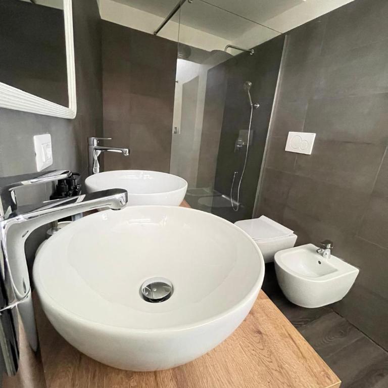 Lucilla’s Suite San Pietro station - Monolocale Deluxe - 21