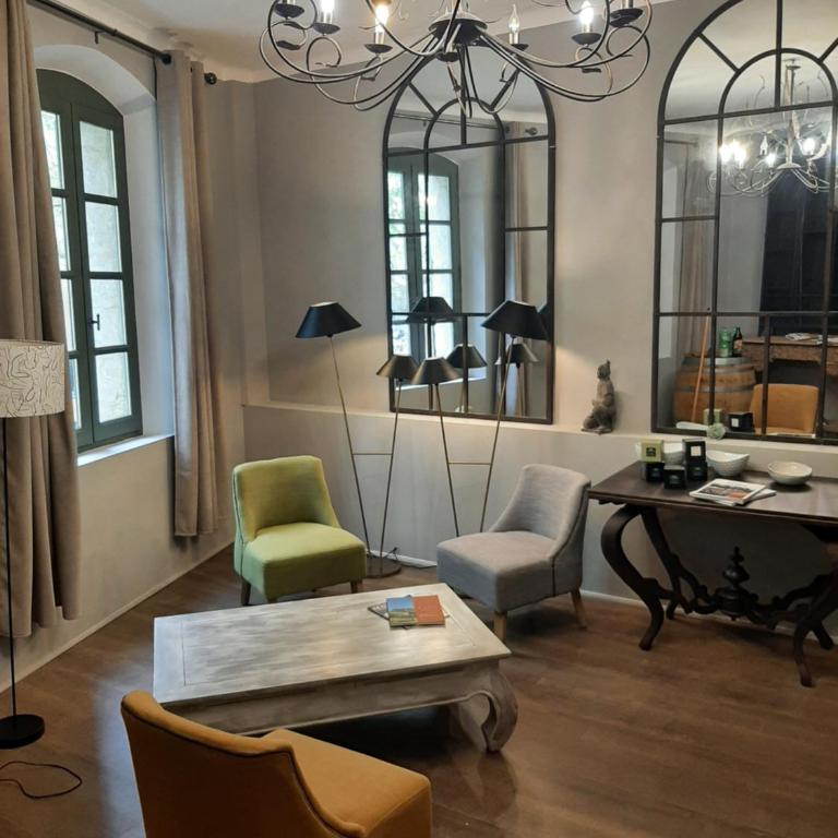 Une chambre à Uzès - Appartement 1 Chambre - 3