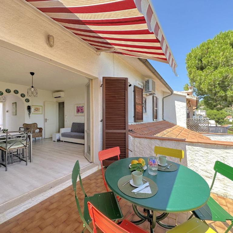 184 - Quadrilocale ristrutturato al Taunus con vista mare - SPIAGGIA INCLUSA - Appartamento con 3 Camere da Letto e Vista Mare - 1