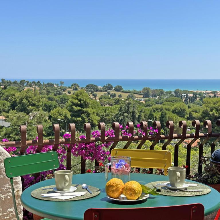 184 - Quadrilocale ristrutturato al Taunus con vista mare - SPIAGGIA INCLUSA - Appartamento con 3 Camere da Letto e Vista Mare - 2
