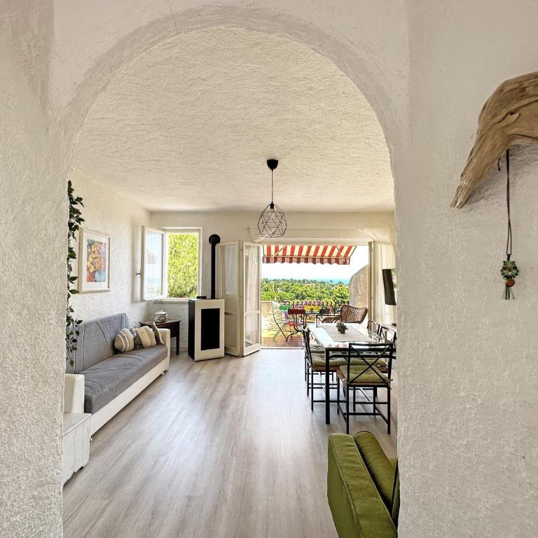 184 - Quadrilocale ristrutturato al Taunus con vista mare - SPIAGGIA INCLUSA - Appartamento con 3 Camere da Letto e Vista Mare - 6
