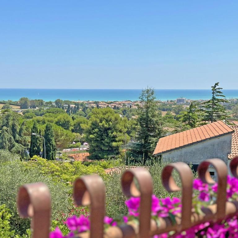 184 - Quadrilocale ristrutturato al Taunus con vista mare - SPIAGGIA INCLUSA - Appartamento con 3 Camere da Letto e Vista Mare - 3