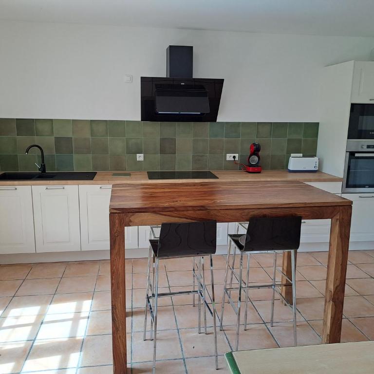 LA LEZARDIERE CHEZ HUGUES - Maison 4 Chambres - 11