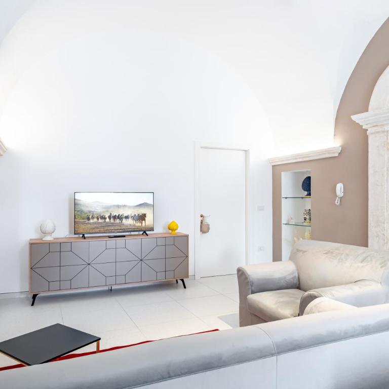 GuestHost - La Torretta Apartment - Studio with Balcony - 8