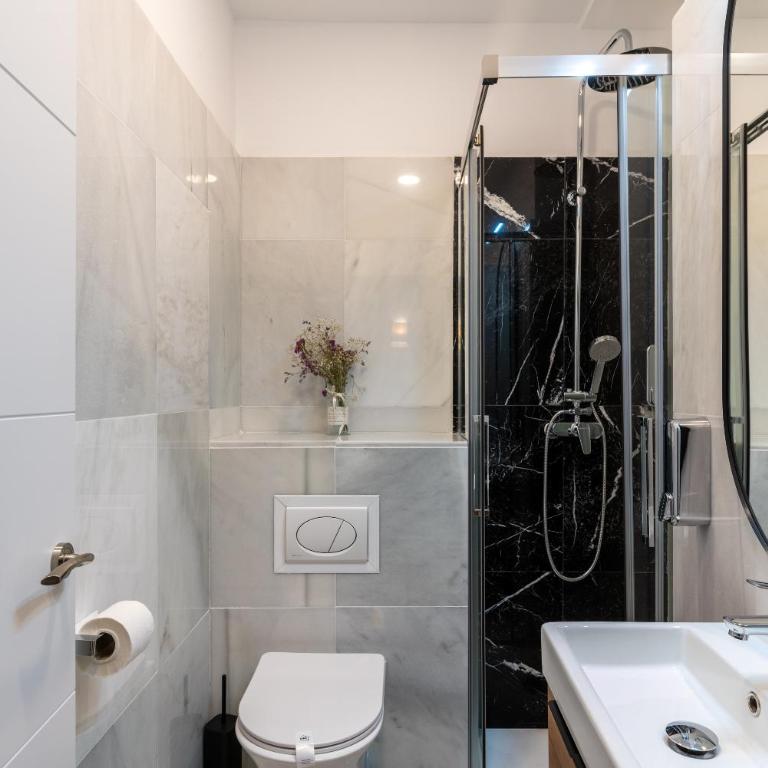 Arco de la Seda - Hotel Boutique - Habitación Cuádruple con baño privado - 4