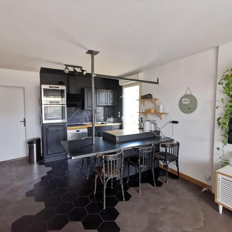 L'Anglaise 2 chambres climatisation garage - Appartamento con 2 Camere da Letto - 4