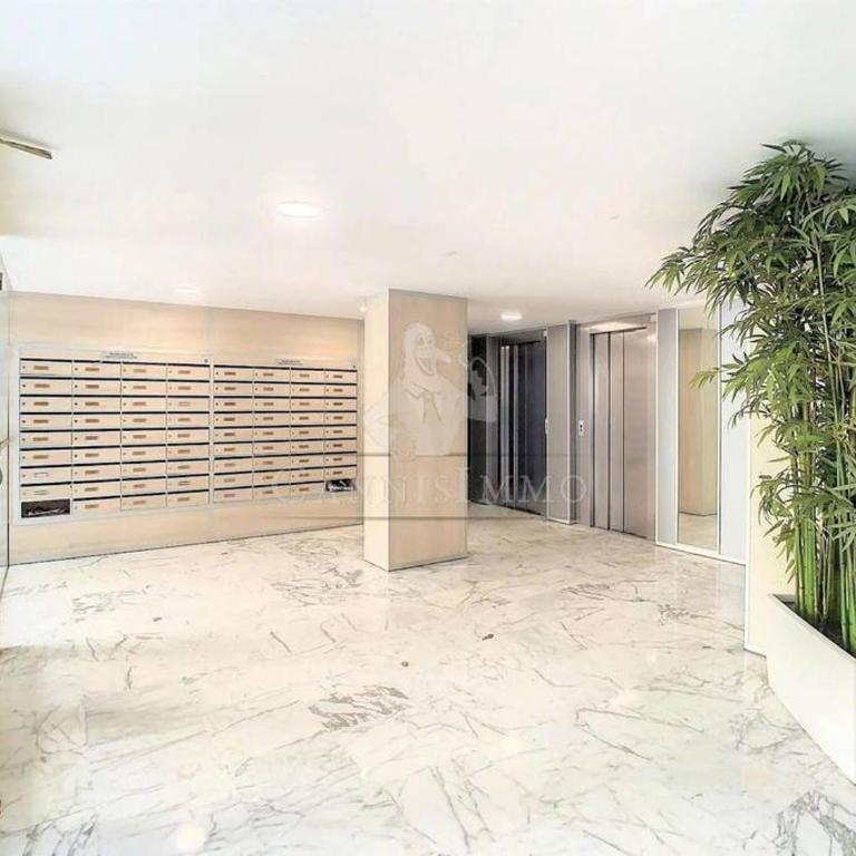 Grand 2 pieces- Marche Forville - Appartement 1 Chambre - 7