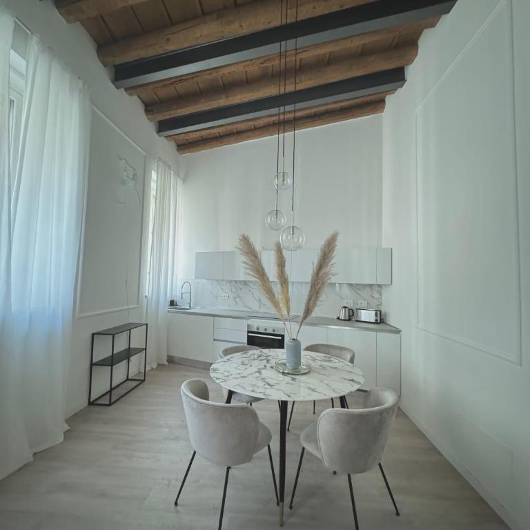 Dimora Manin - Appartamento con 1 Camera da Letto - 2
