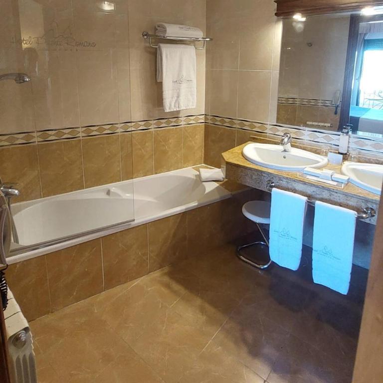 Hotel Ele Puente Romano de Salamanca - Habitación Doble con terraza - 3
