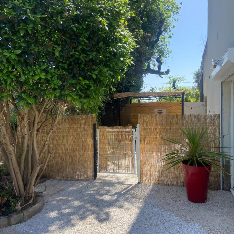 Rez de villa avec jardinet proche de la plage - Apartment - Erdgeschoss - 15