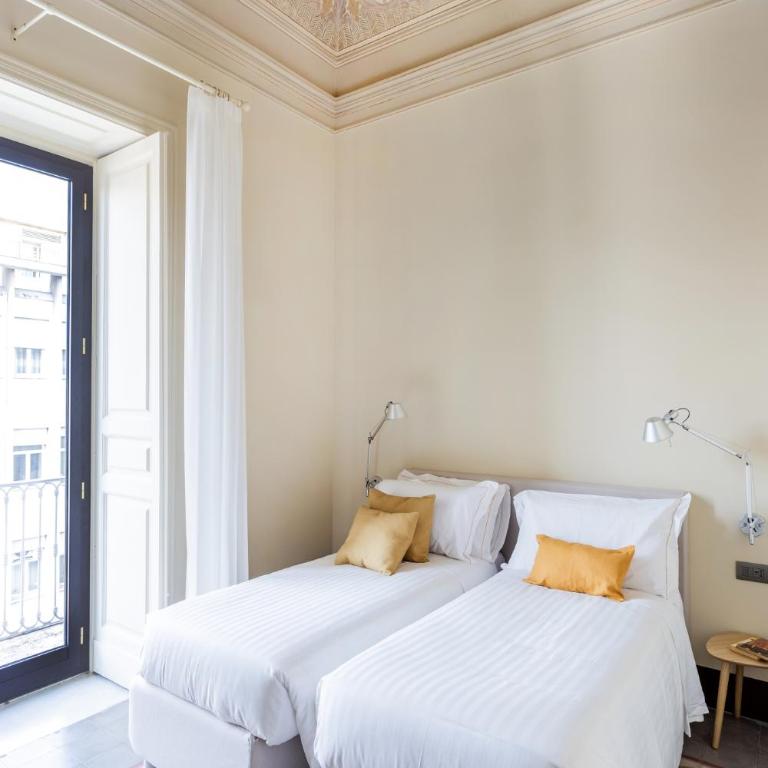Palazzo Costarelli - Bed and Breakfast - Double or Twin Room with Balcony - 7