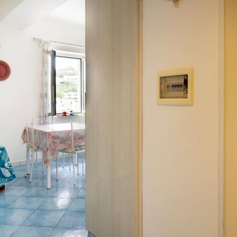 Bello, comodo e con vista mare. - Appartamento con 2 Camere da Letto - 11