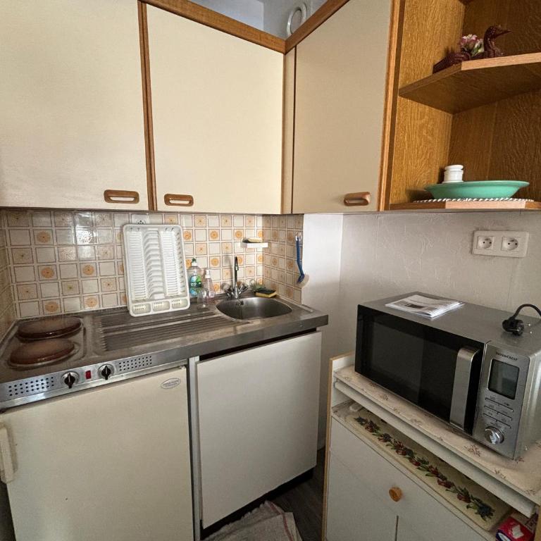 Appartement Confortable à 100m de la Plage, Centre-ville Les Sables-d'Olonne - FR-1-197-593 - Apartment - 6
