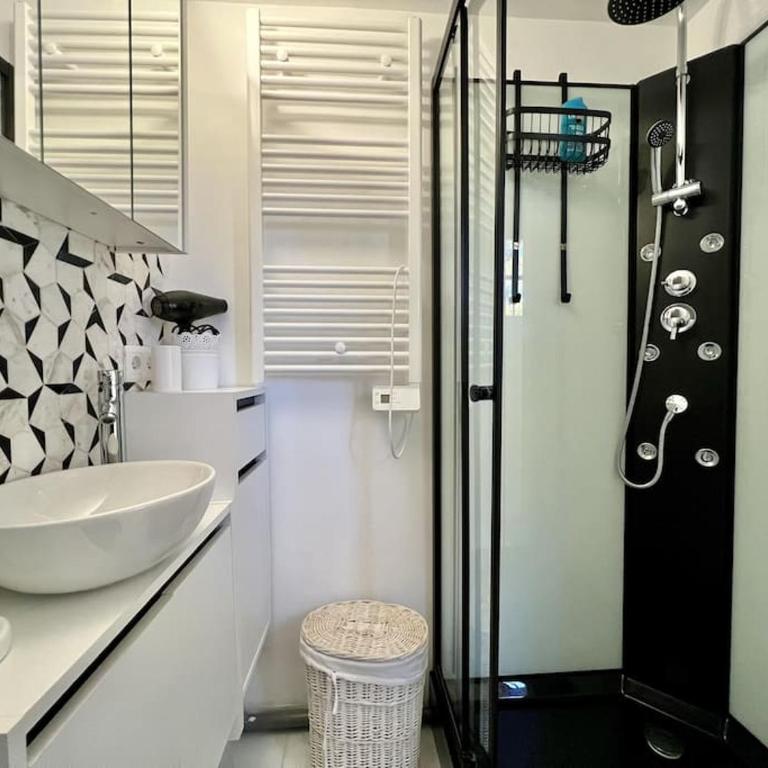 Studio duplex proche mer gare commerce - One-Bedroom Apartment - 5