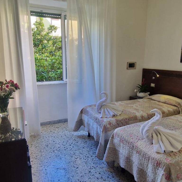 Hotel Dora - Camera Matrimoniale/Doppia con Letti Singoli - 32