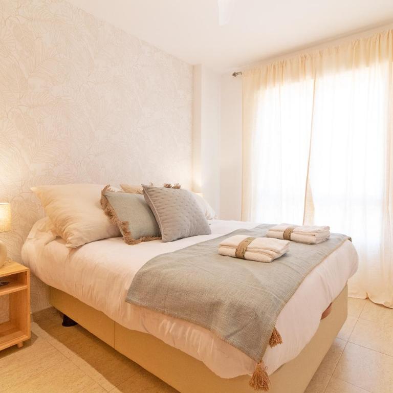 Global Vacacional, Apartamento con piscina y terraza en la playa de Canet - Apartment - 12