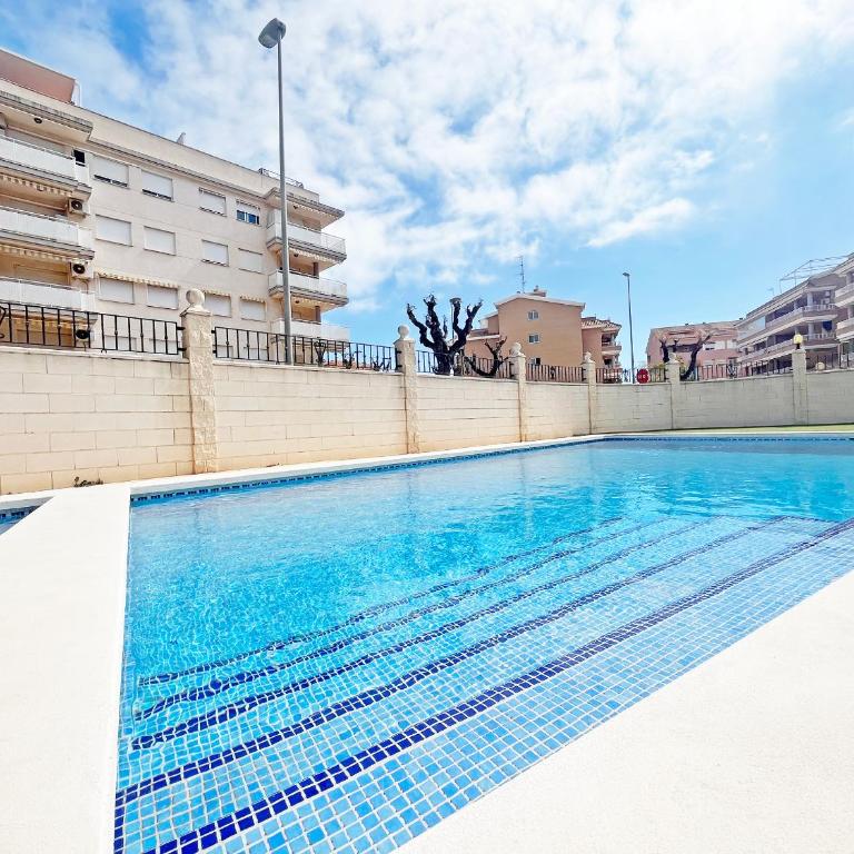 Global Vacacional, Apartamento con piscina y terraza en la playa de Canet - Apartment - 21