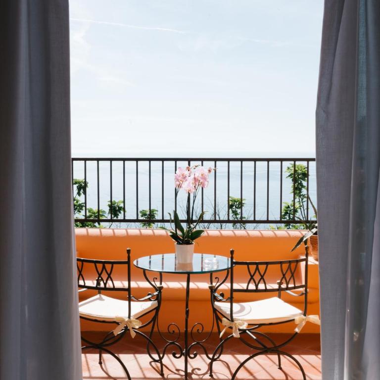 Villa Principe Giovanni - Camera Deluxe Matrimoniale/Doppia con Letti Singoli con Vista Mare - 3