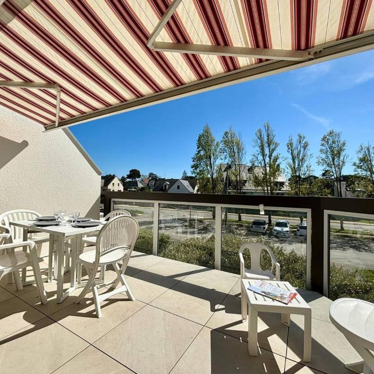Carnac : Appartement 3 pièces avec Balcon pour 4 pers, animaux admis, parking - FR-1-377-14 - Appartement (4 Adultes) - 1