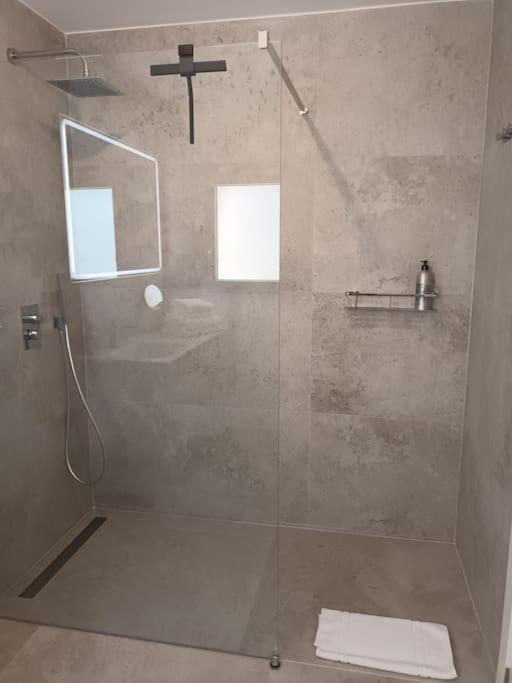 Casita "Zoo" con vistas al mar, al castillo de Denia, al Montgo y piscina comunitaria - Apartamento de 1 dormitorio - 21