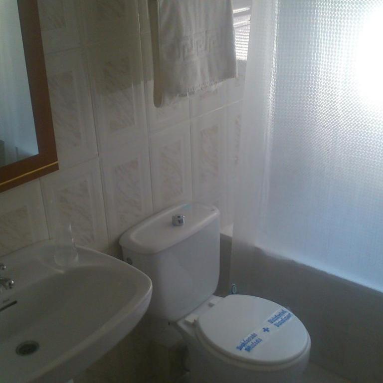 Hostal Virgen Del Rocío - Habitación Doble con baño privado - 1