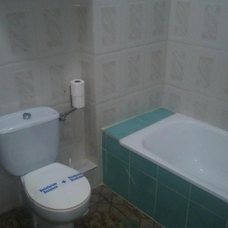 Hostal Virgen Del Rocío - Habitación Doble con baño privado - 4