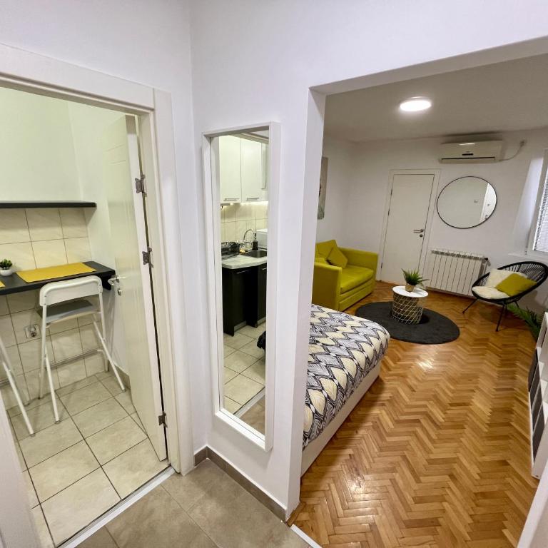 Cozy Apartment in Belgrade Downtown - One-Bedroom Apartment - 9
