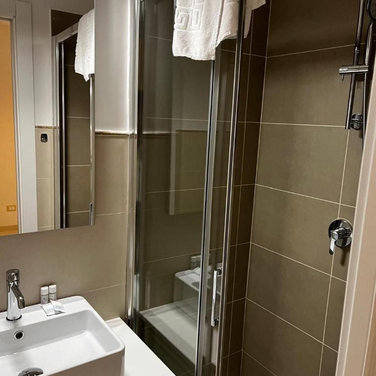Be Your Home - Stendardi's House - Camera Matrimoniale con Bagno Privato Esterno - 16