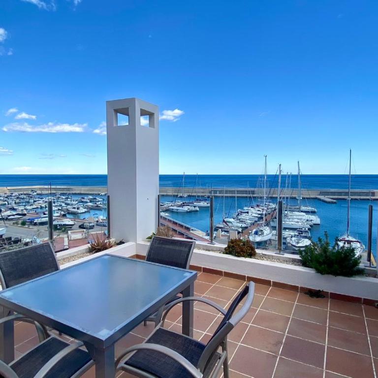 Residencial Marina de Port - Apartamento Dúplex con vistas al mar (4 adultos) - 11