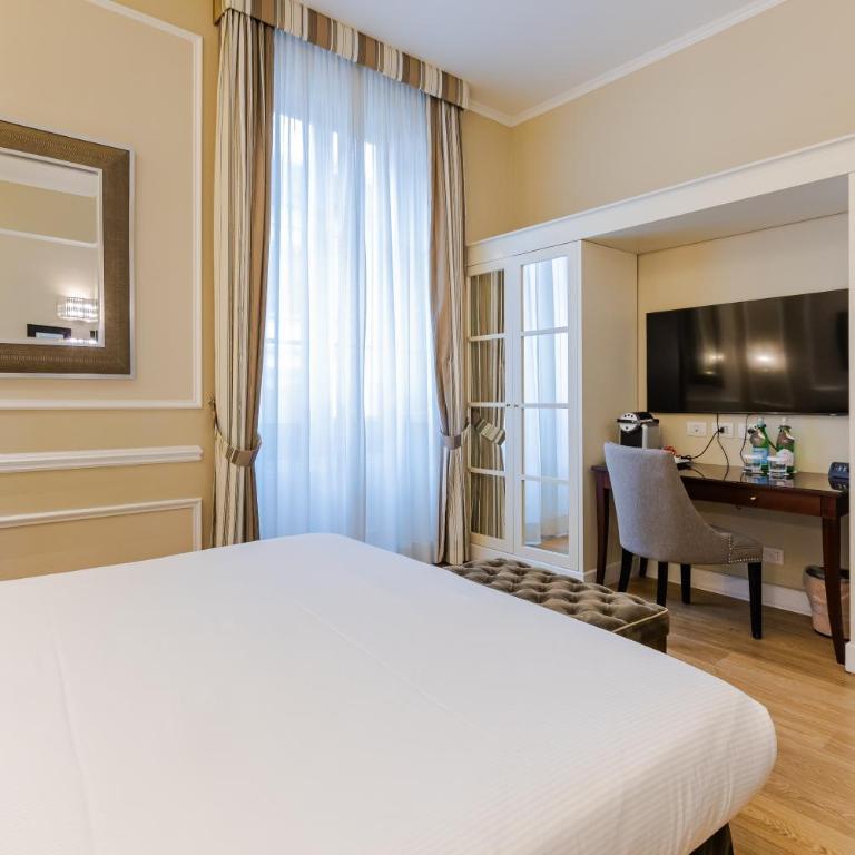 FH55 Hotel Calzaiuoli - Camera Superior Matrimoniale/Doppia con Letti Singoli con Vista Città - 6