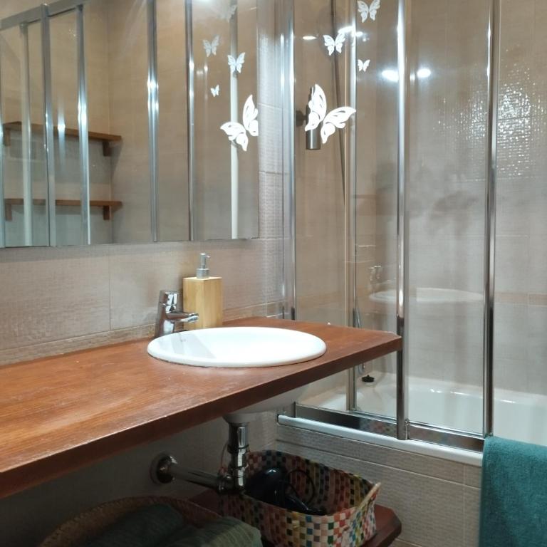 Chalet con JARDIN PUY DU FOU a 10 min ,NO FIESTAS!! - Apartamento de 2 dormitorios - 46