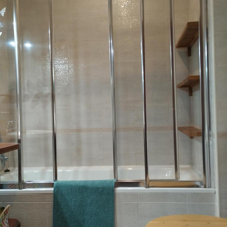 Chalet con JARDIN PUY DU FOU a 10 min ,NO FIESTAS!! - Apartamento de 2 dormitorios - 45