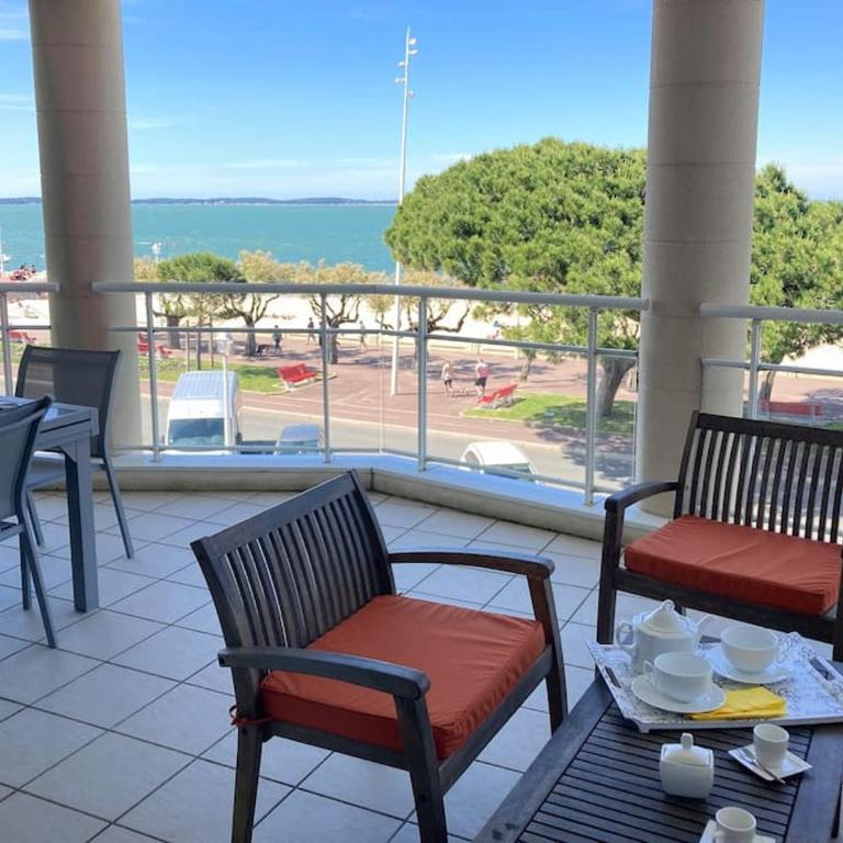 APPARTEMENT T3 VUE MER AVEC GRANDE TERRASSE - Two-Bedroom Apartment - 1