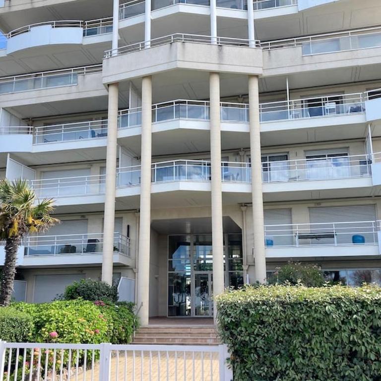 APPARTEMENT T3 VUE MER AVEC GRANDE TERRASSE - Two-Bedroom Apartment - 2