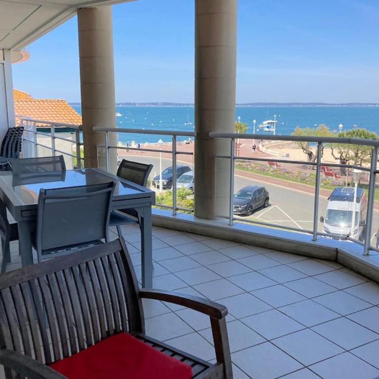 APPARTEMENT T3 VUE MER AVEC GRANDE TERRASSE - Two-Bedroom Apartment - 9