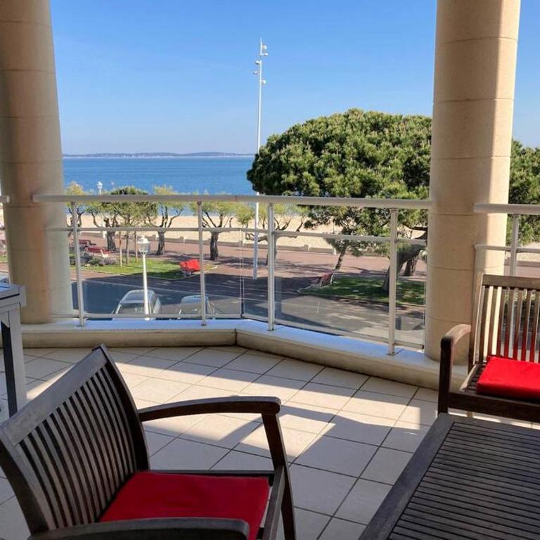 APPARTEMENT T3 VUE MER AVEC GRANDE TERRASSE - Two-Bedroom Apartment - 10