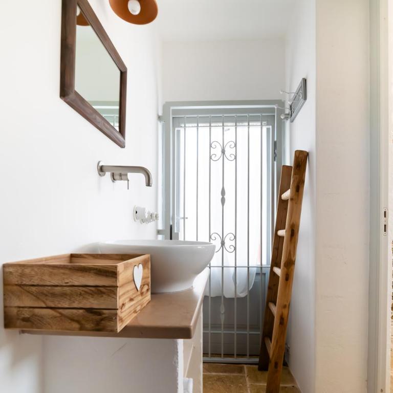 Trullo Ape Regina by MONHOLIDAY - Villa Deluxe - 25