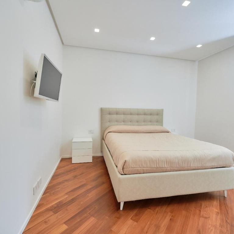 Diamonds house - Two-Bedroom Apartment - 1