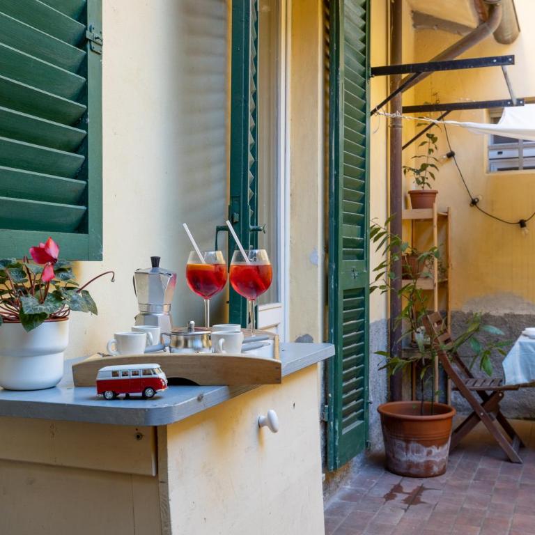 GuestHost - Lungarno Charismatic Apartment with Private Garden - One-Bedroom Apartment - 9