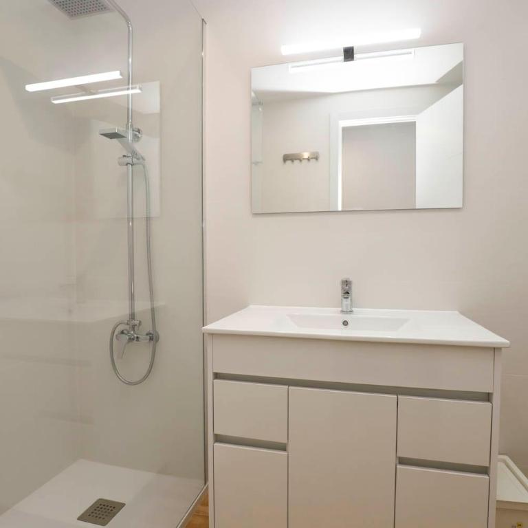 DIFFERENTFLATS Altair - Apartamento de 1 dormitorio con vistas al mar (1 a 4 adultos) - 17